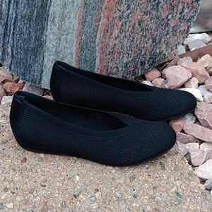 Eileen Fisher black knit small wedge flats women's shoes sz 9